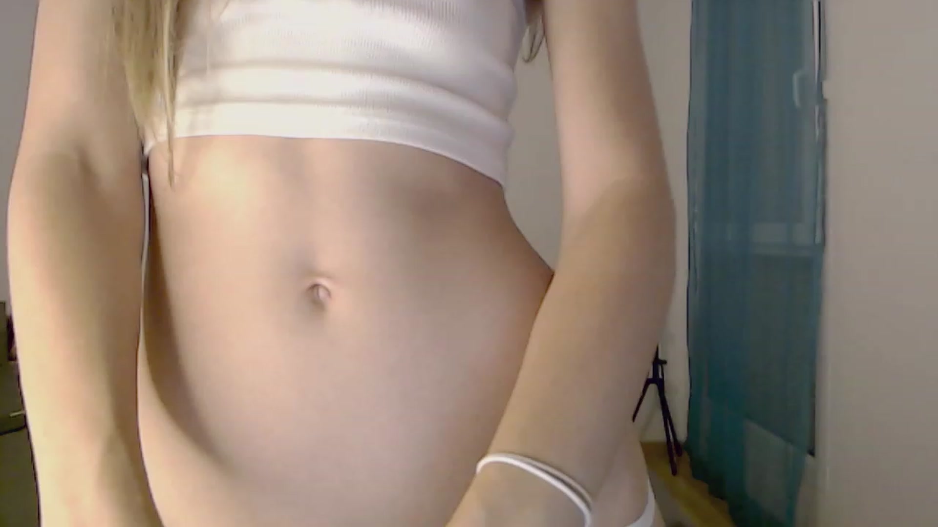 Gallery image thumbnail from Nady_'s myfreecams stream on, 08/31/2023, 18:38 image 13 of 20