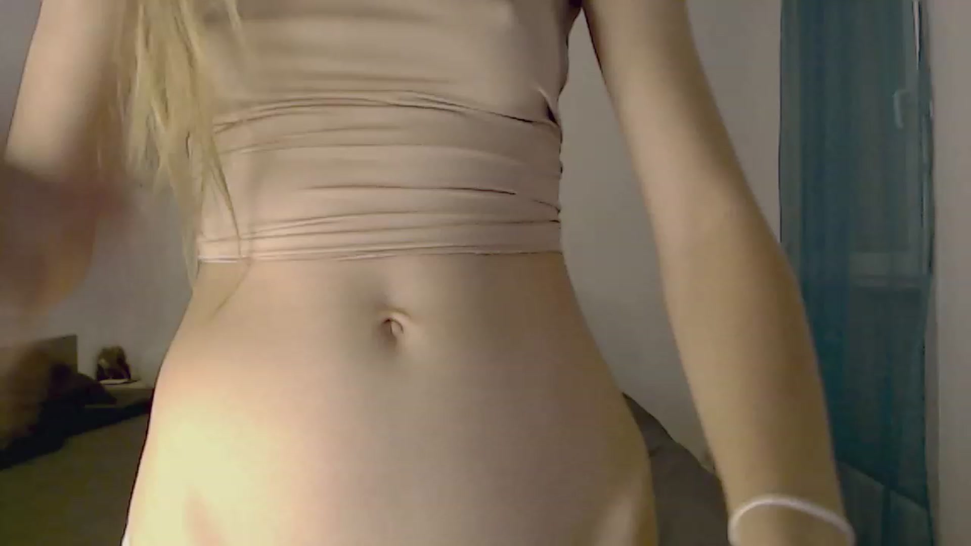 Gallery image thumbnail from Nady_'s myfreecams stream on, 10/26/2023, 17:05 image 10 of 20