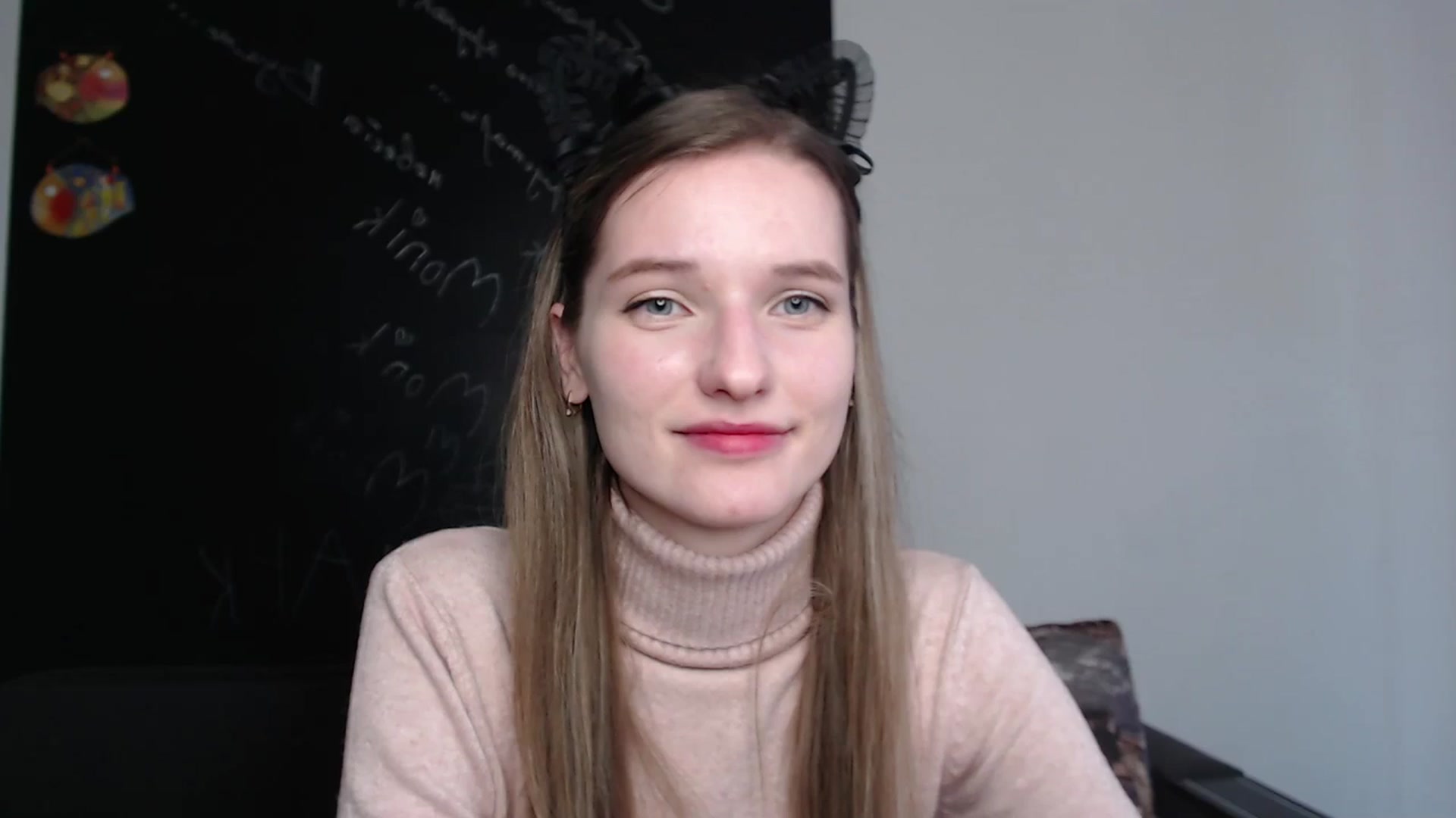 Gallery image thumbnail from NadyaMoons's myfreecams stream on, 03/04/2024, 09:08 image 1 of 20