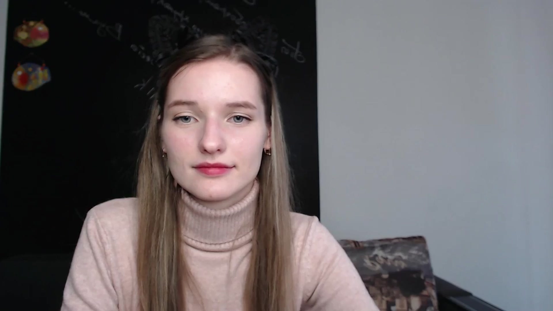 Gallery image thumbnail from NadyaMoons's myfreecams stream on, 03/04/2024, 09:08 image 5 of 20