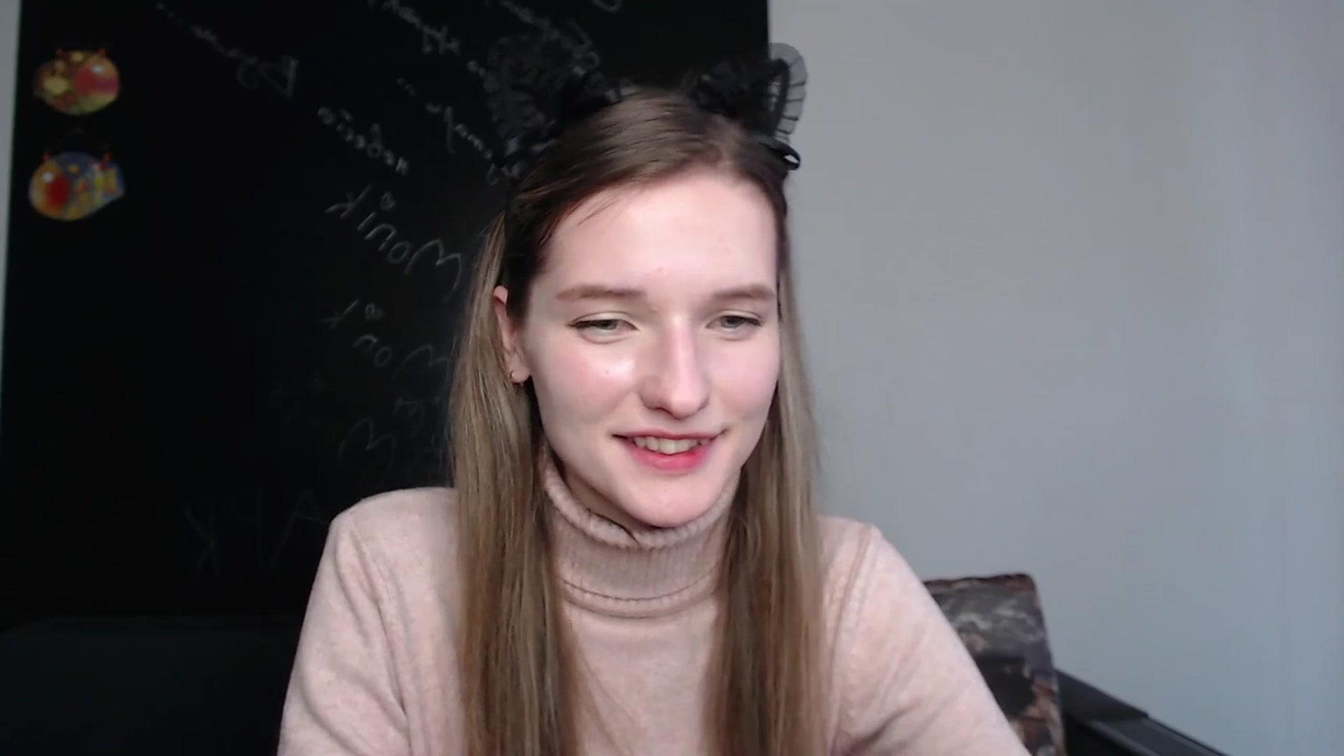Gallery image thumbnail from NadyaMoons's myfreecams stream on, 03/04/2024, 09:08 image 12 of 20