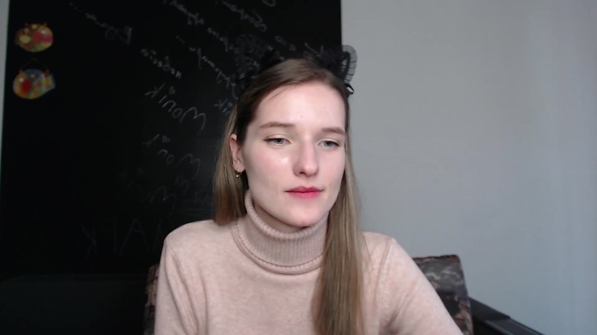Gallery image thumbnail from NadyaMoons's myfreecams stream on, 03/04/2024, 09:08 image 19 of 20