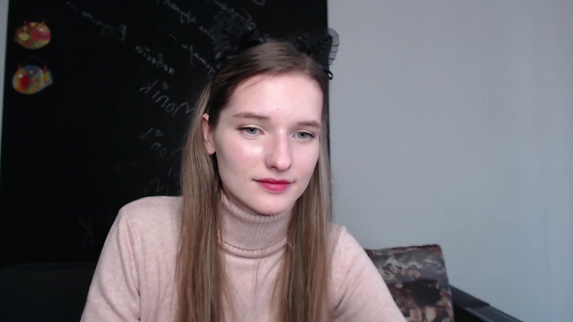 Gallery image thumbnail from NadyaMoons's myfreecams stream on, 03/04/2024, 09:08 image 2 of 20