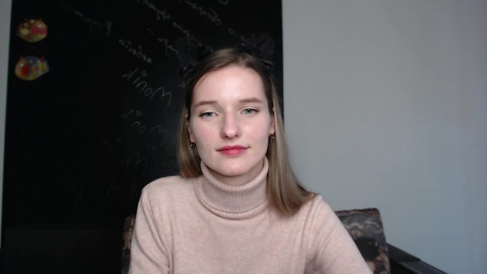 Gallery image thumbnail from NadyaMoons's myfreecams stream on, 03/04/2024, 10:17 image 11 of 20