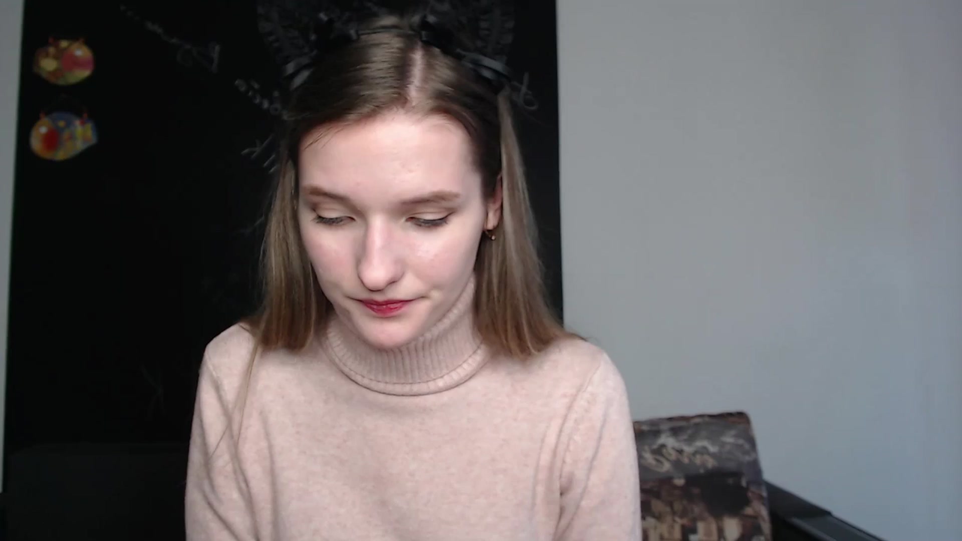 Gallery image thumbnail from NadyaMoons's myfreecams stream on, 03/04/2024, 10:17 image 1 of 20
