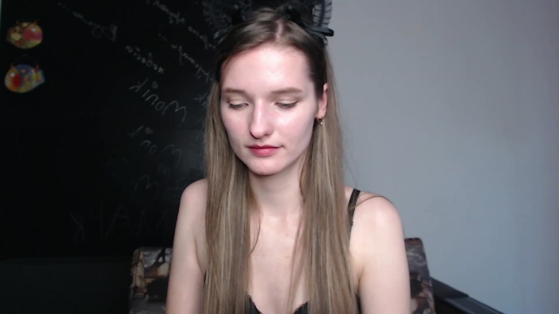 Gallery image thumbnail from NadyaMoons's myfreecams stream on, 03/04/2024, 12:12 image 4 of 20