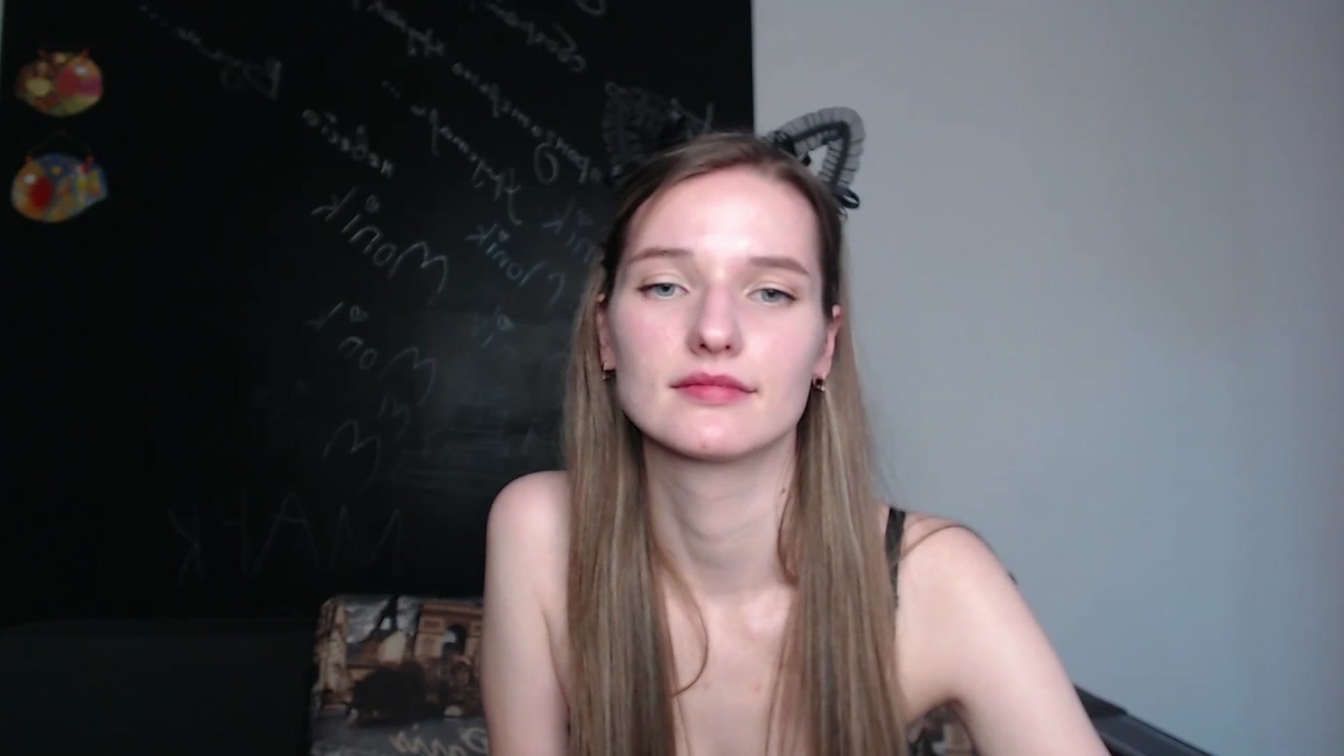 Gallery image thumbnail from NadyaMoons's myfreecams stream on, 03/04/2024, 12:12 image 3 of 20