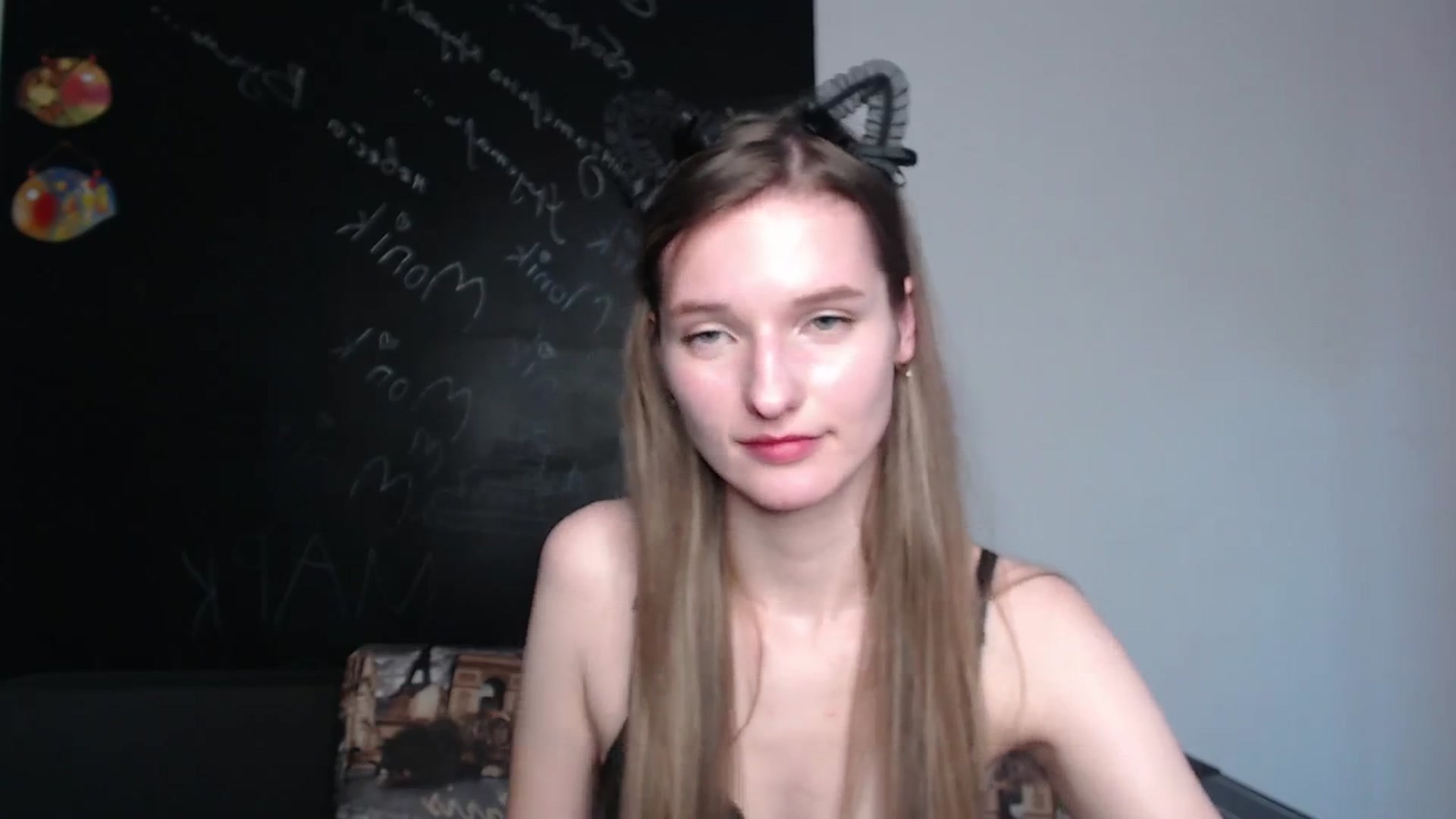 Gallery image thumbnail from NadyaMoons's myfreecams stream on, 03/04/2024, 12:12 image 7 of 20