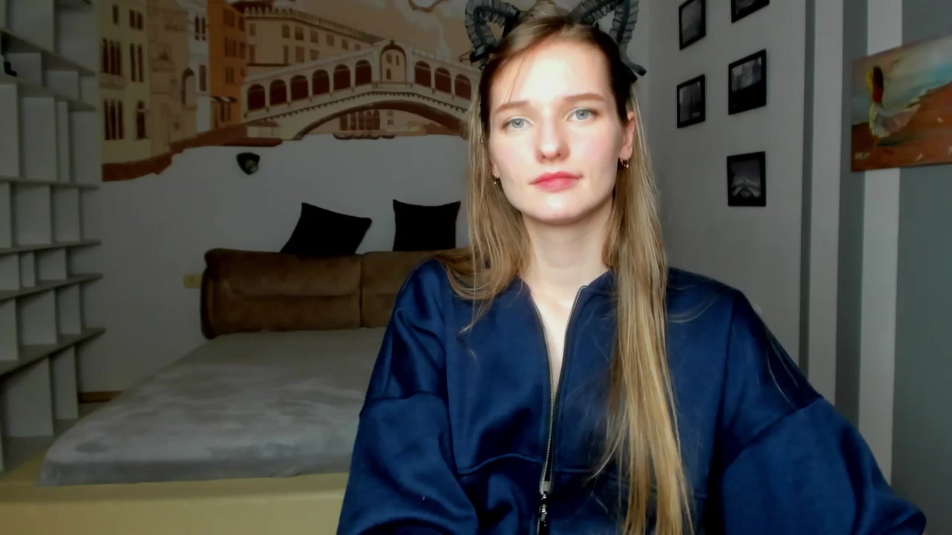 Gallery image thumbnail from NadyaMoons's myfreecams stream on, 03/08/2024, 11:41 image 3 of 20