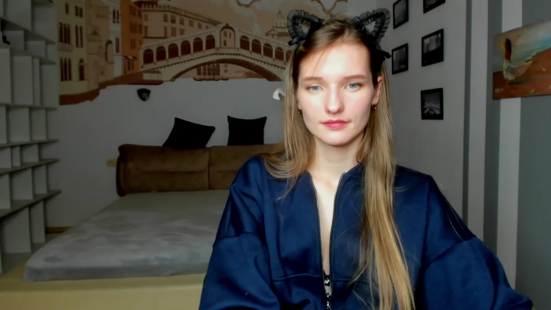 Gallery image thumbnail from NadyaMoons's myfreecams stream on, 03/08/2024, 11:41 image 6 of 20