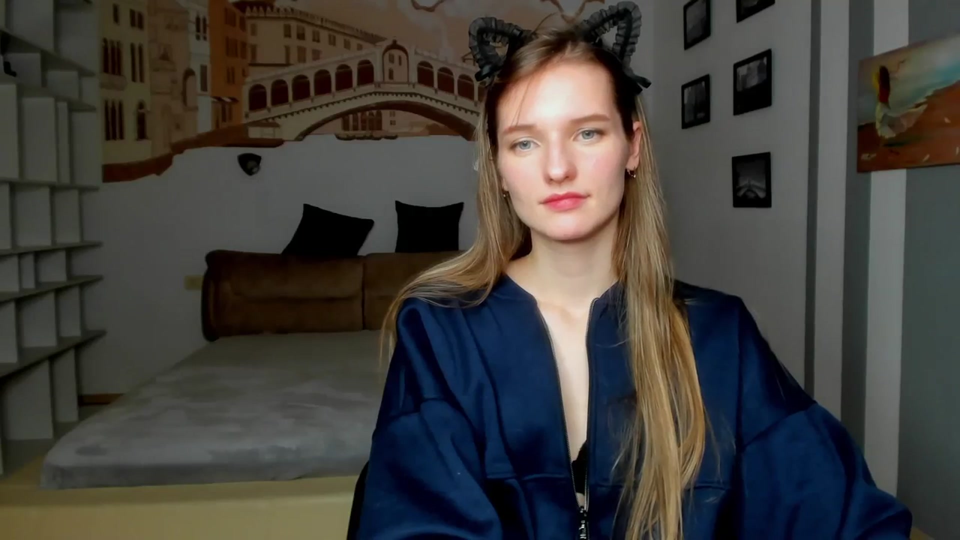 Gallery image thumbnail from NadyaMoons's myfreecams stream on, 03/08/2024, 11:41 image 12 of 20