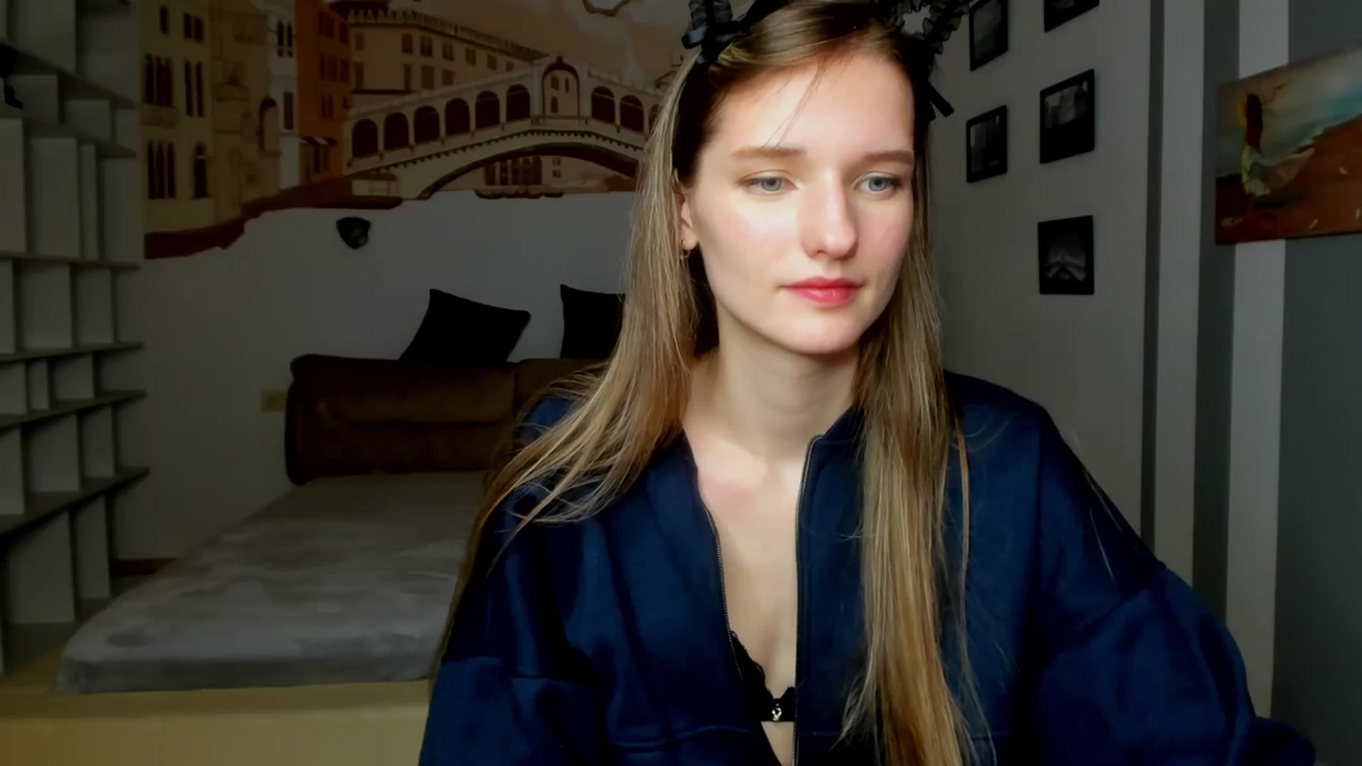 Gallery image thumbnail from NadyaMoons's myfreecams stream on, 03/08/2024, 11:41 image 19 of 20