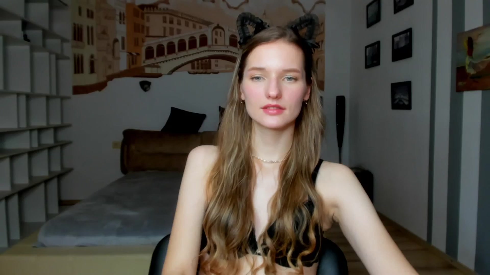 Gallery image thumbnail from NadyaMoons's myfreecams stream on, 03/12/2024, 09:32 image 4 of 20