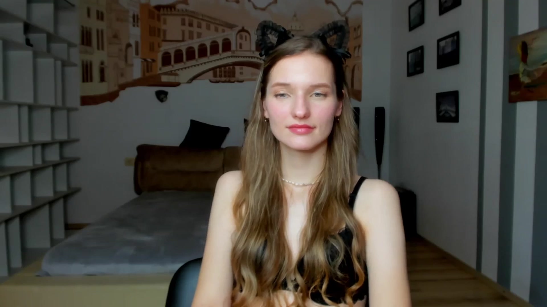 Gallery image thumbnail from NadyaMoons's myfreecams stream on, 03/12/2024, 09:32 image 9 of 20