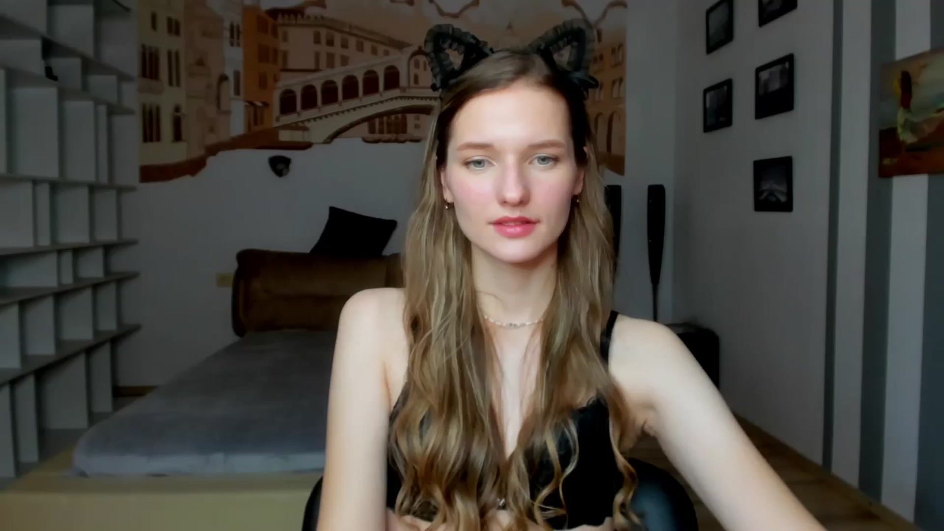 Gallery image thumbnail from NadyaMoons's myfreecams stream on, 03/12/2024, 09:32 image 1 of 20