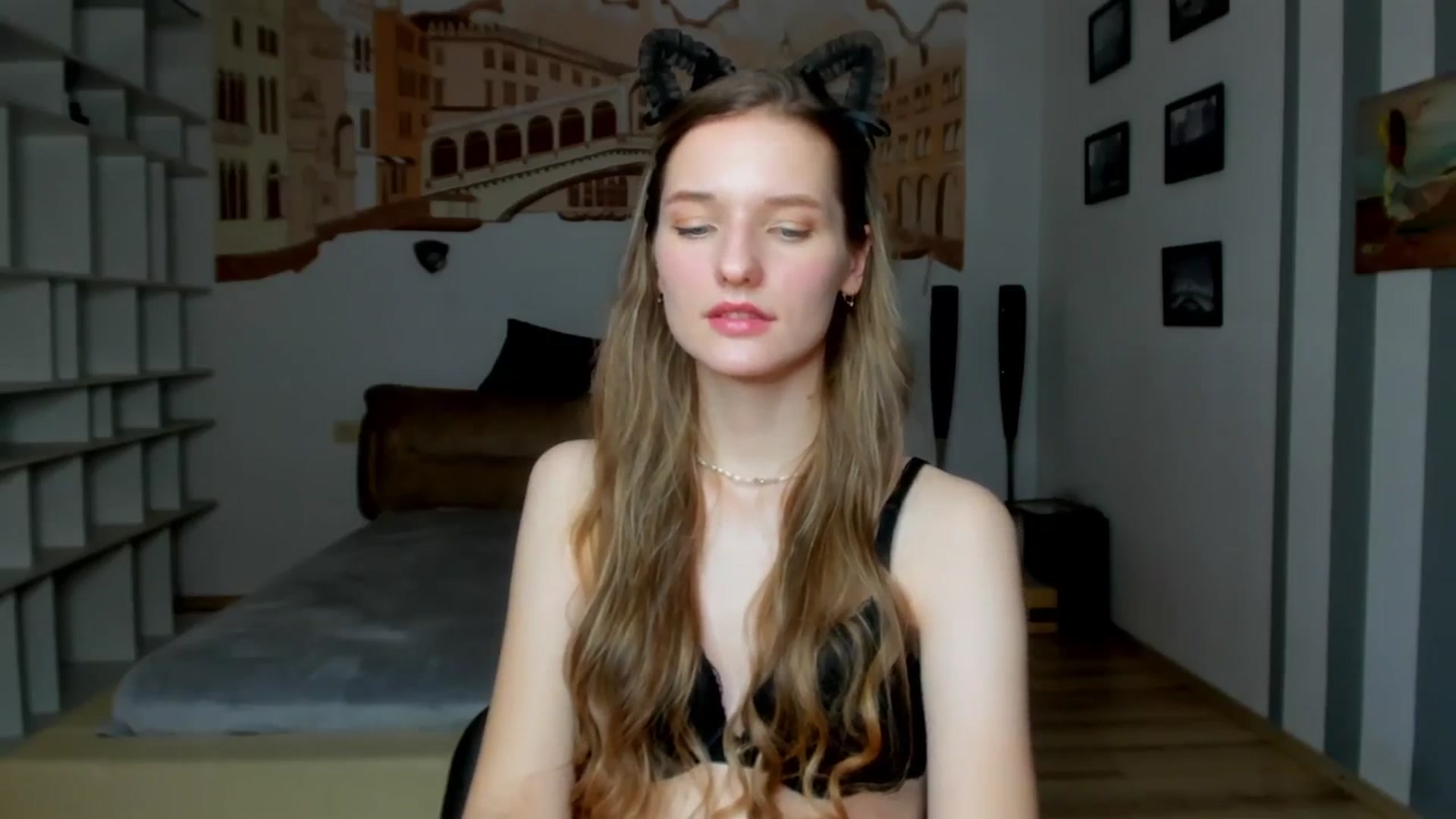 Gallery image thumbnail from NadyaMoons's myfreecams stream on, 03/12/2024, 09:32 image 3 of 20