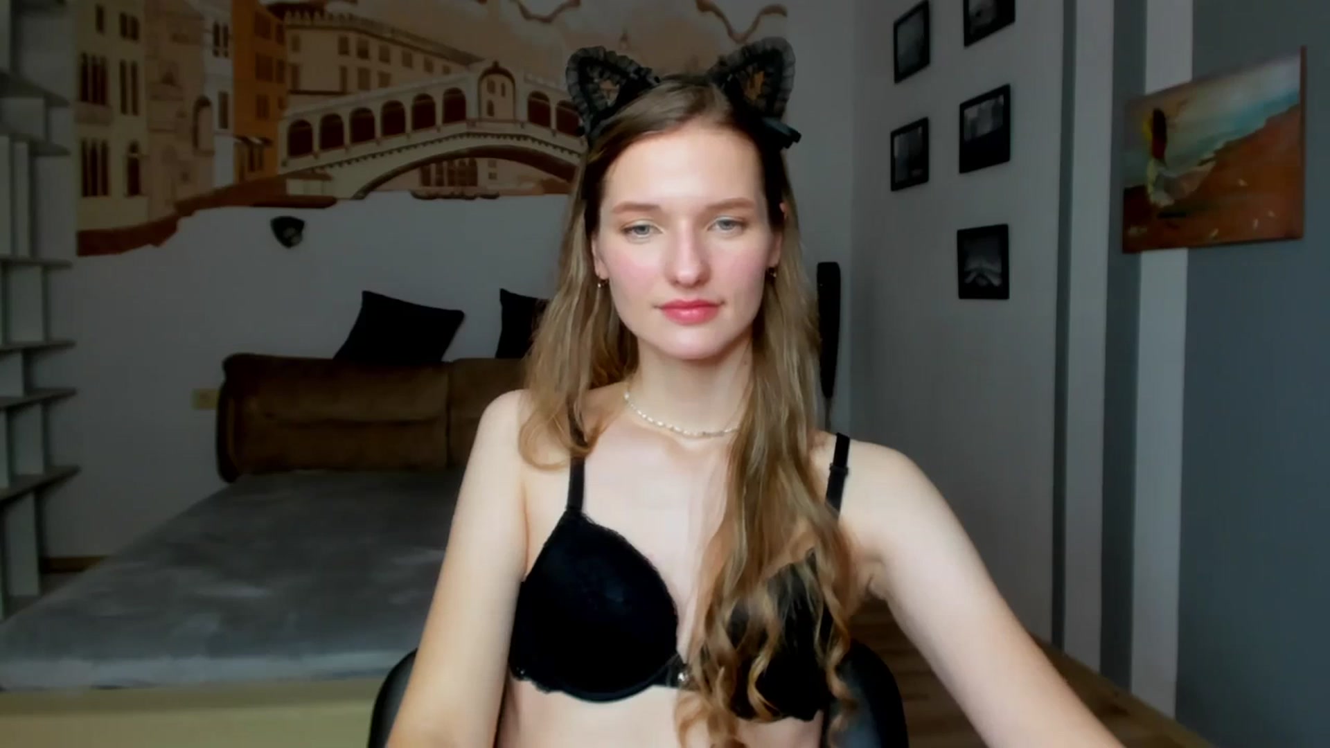 Gallery image thumbnail from NadyaMoons's myfreecams stream on, 03/12/2024, 09:32 image 20 of 20