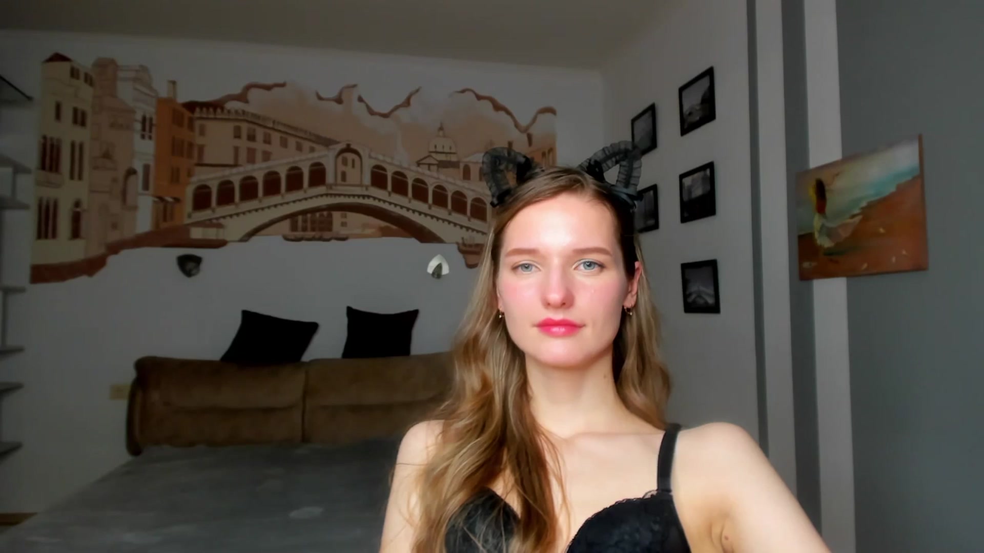 Gallery image thumbnail from NadyaMoons's myfreecams stream on, 03/14/2024, 11:51 image 20 of 20