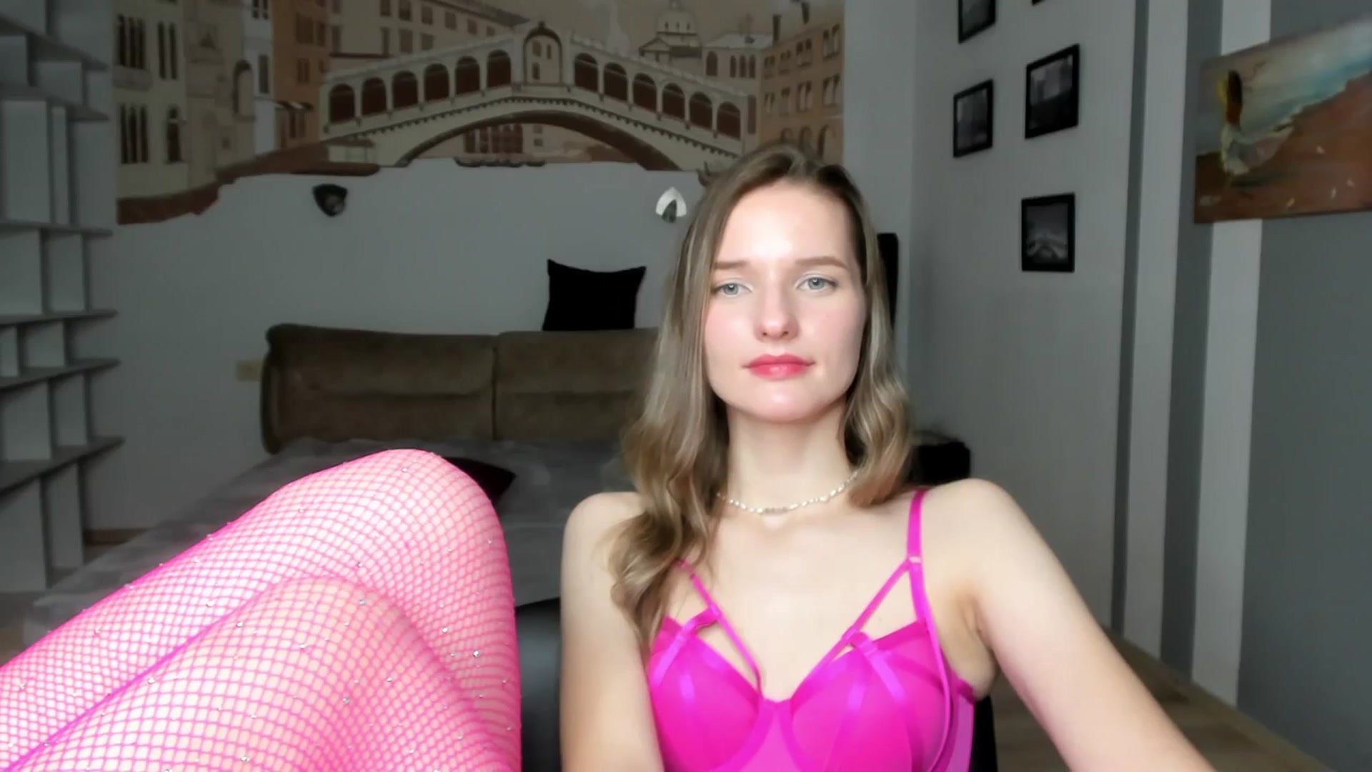 Gallery image thumbnail from NadyaMoons's myfreecams stream on, 03/18/2024, 12:08 image 11 of 20