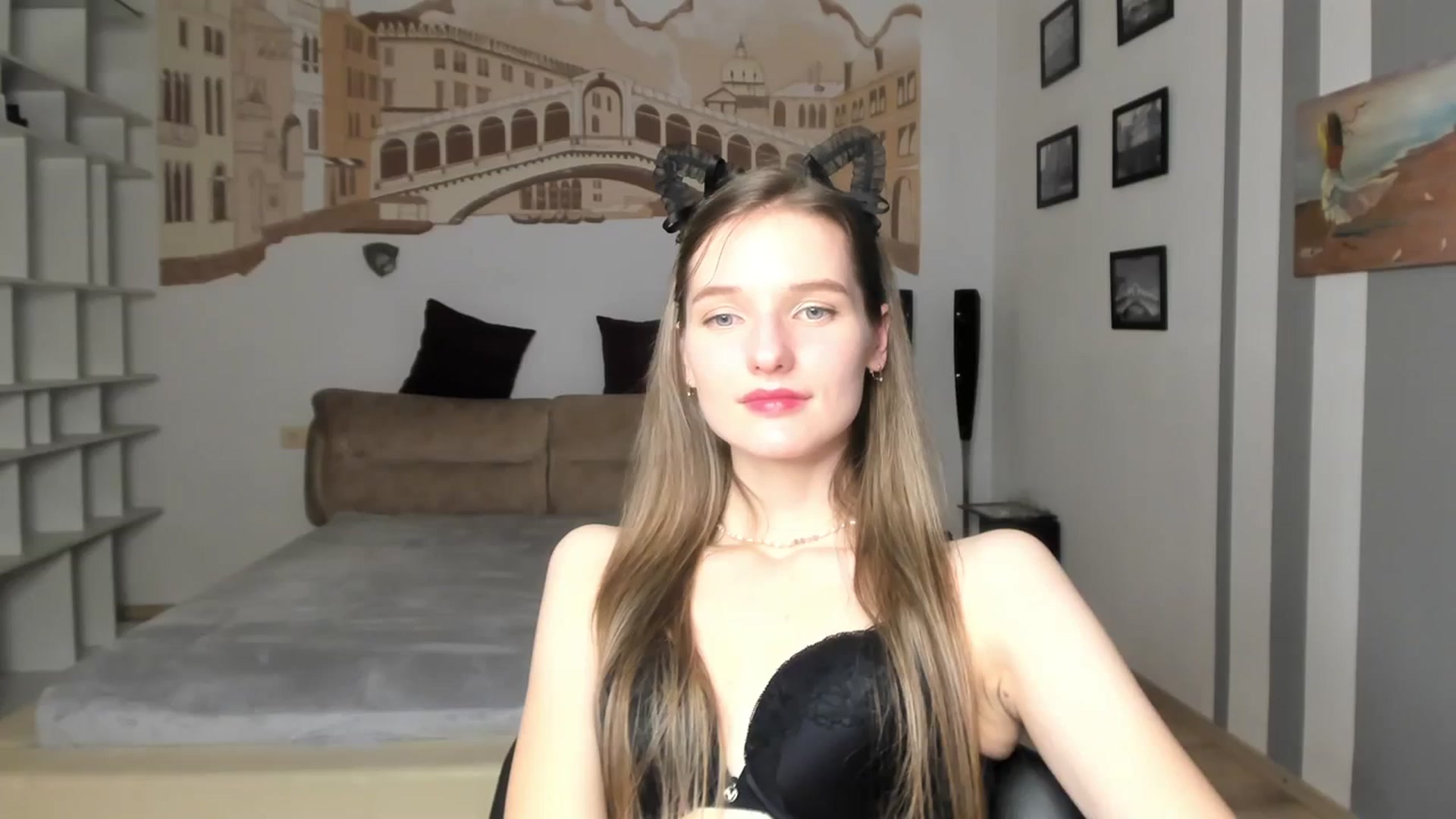 Gallery image thumbnail from NadyaMoons's myfreecams stream on, 03/23/2024, 11:09 image 19 of 20