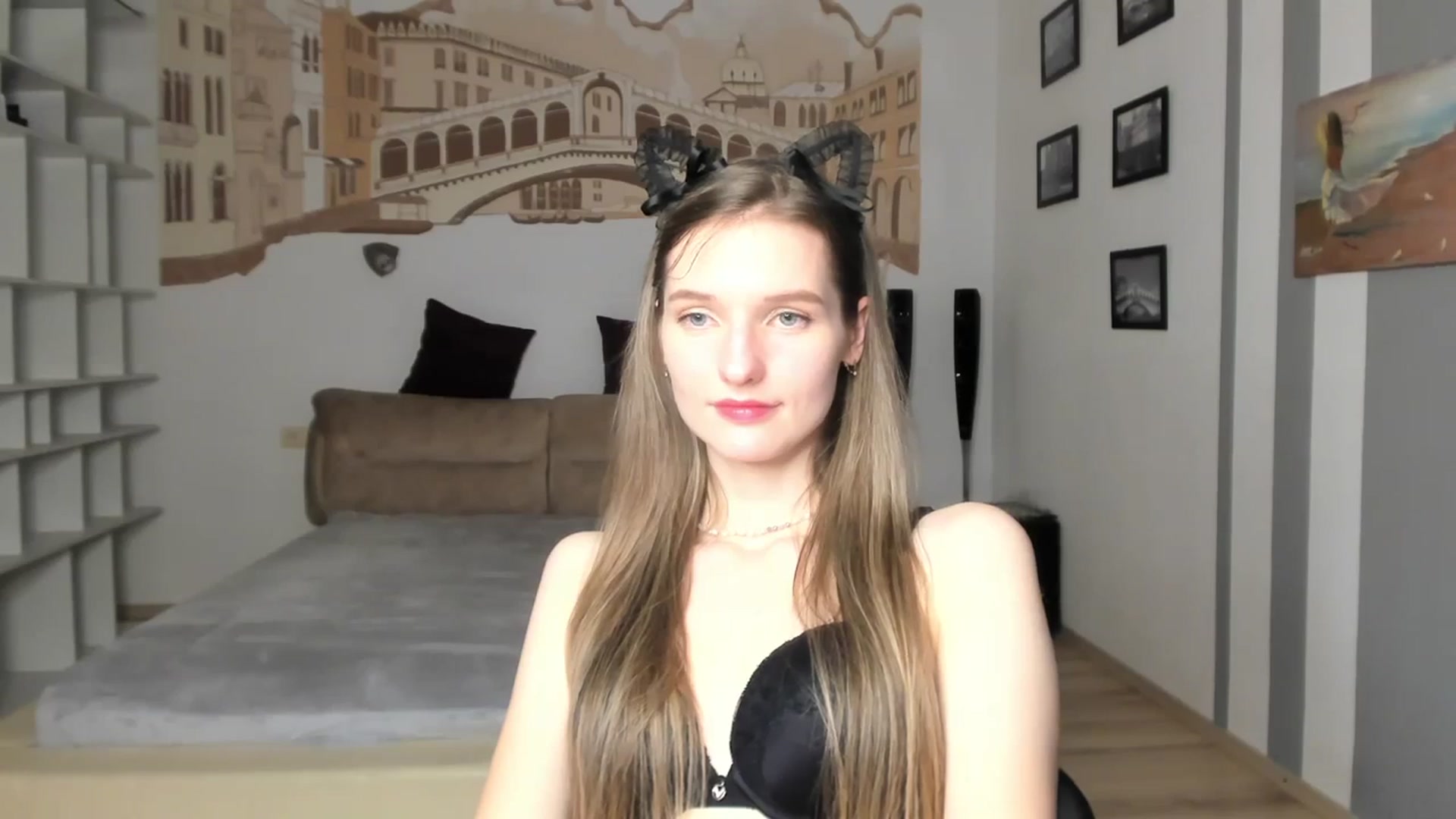 Gallery image thumbnail from NadyaMoons's myfreecams stream on, 03/23/2024, 11:09 image 14 of 20