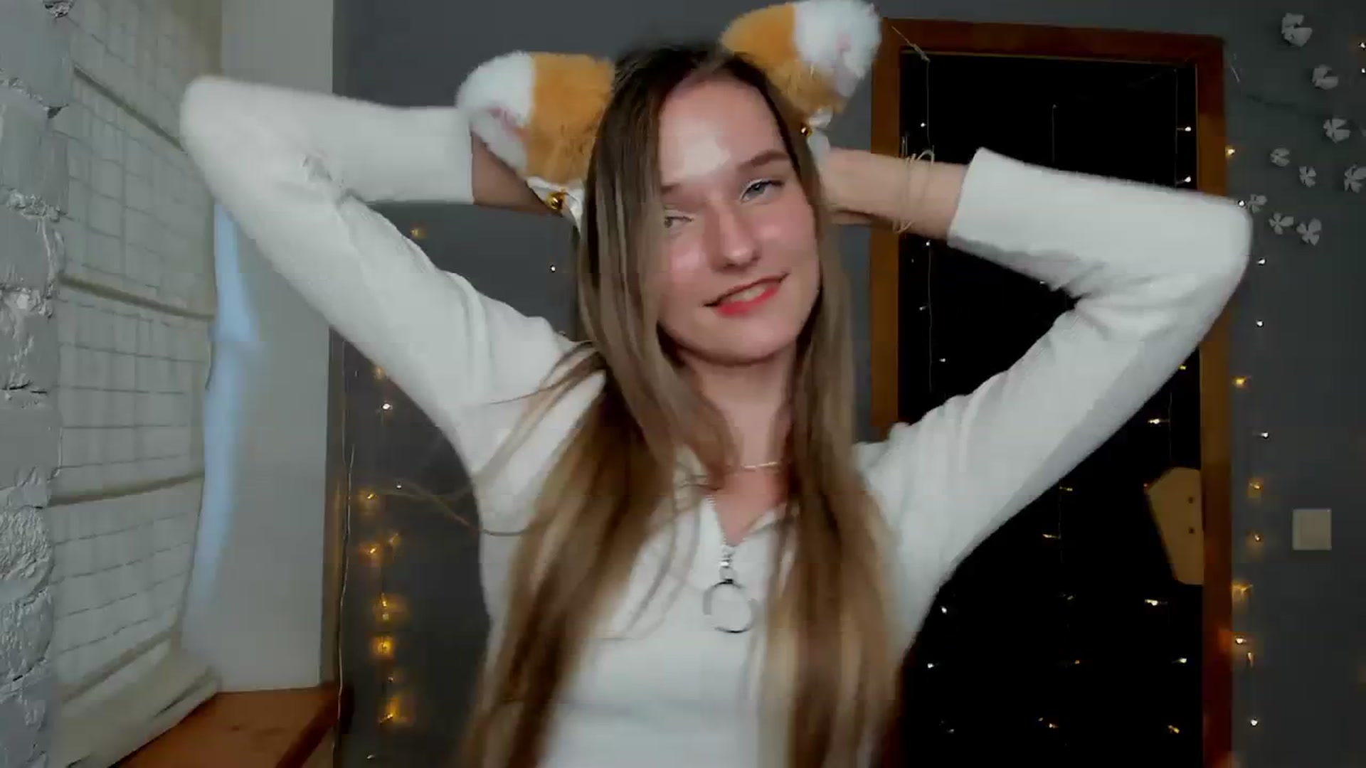 Gallery image thumbnail from NadyaMoons's myfreecams stream on, 04/15/2024, 10:10 image 16 of 20