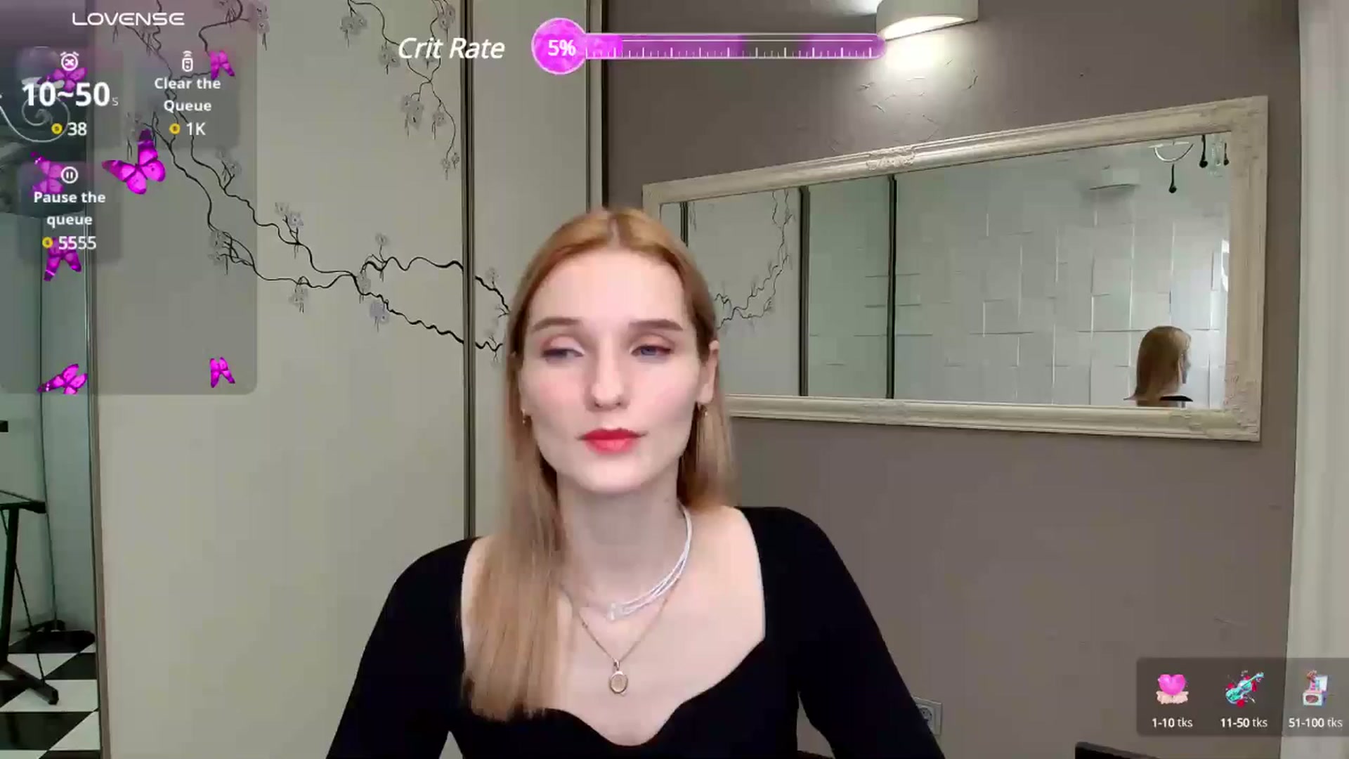 Gallery image thumbnail from NadyaMoons's myfreecams stream on, 12/18/2024, 15:03 image 1 of 20
