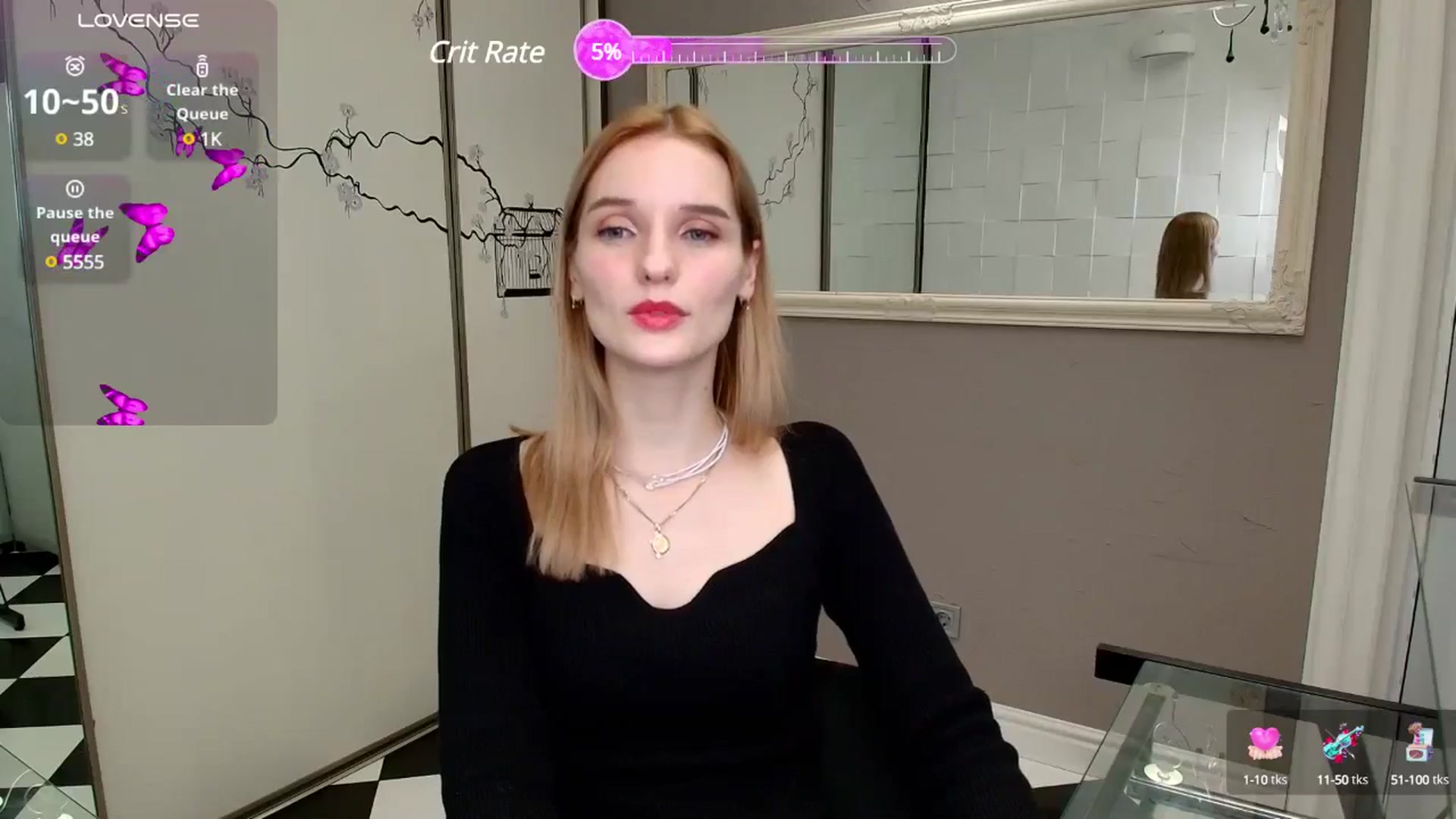 Gallery image thumbnail from NadyaMoons's myfreecams stream on, 12/18/2024, 15:03 image 15 of 20