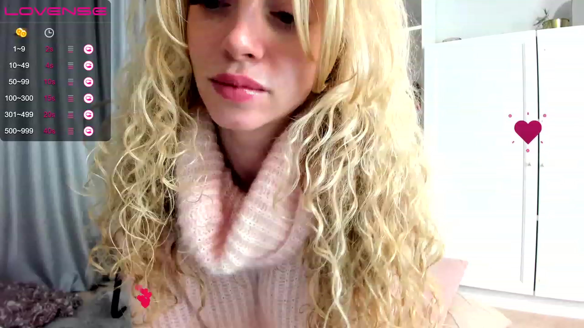 Gallery image thumbnail from Nadyasoft's myfreecams stream on, 11/28/2022, 15:17 image 11 of 20
