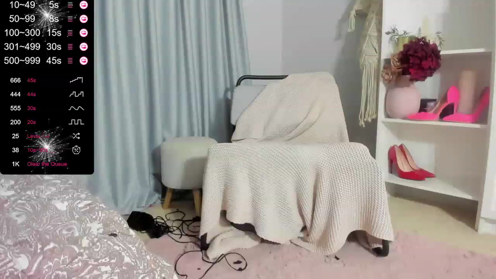 Gallery image thumbnail from Nadyasoft's myfreecams stream on, 02/15/2023, 19:20 image 19 of 20