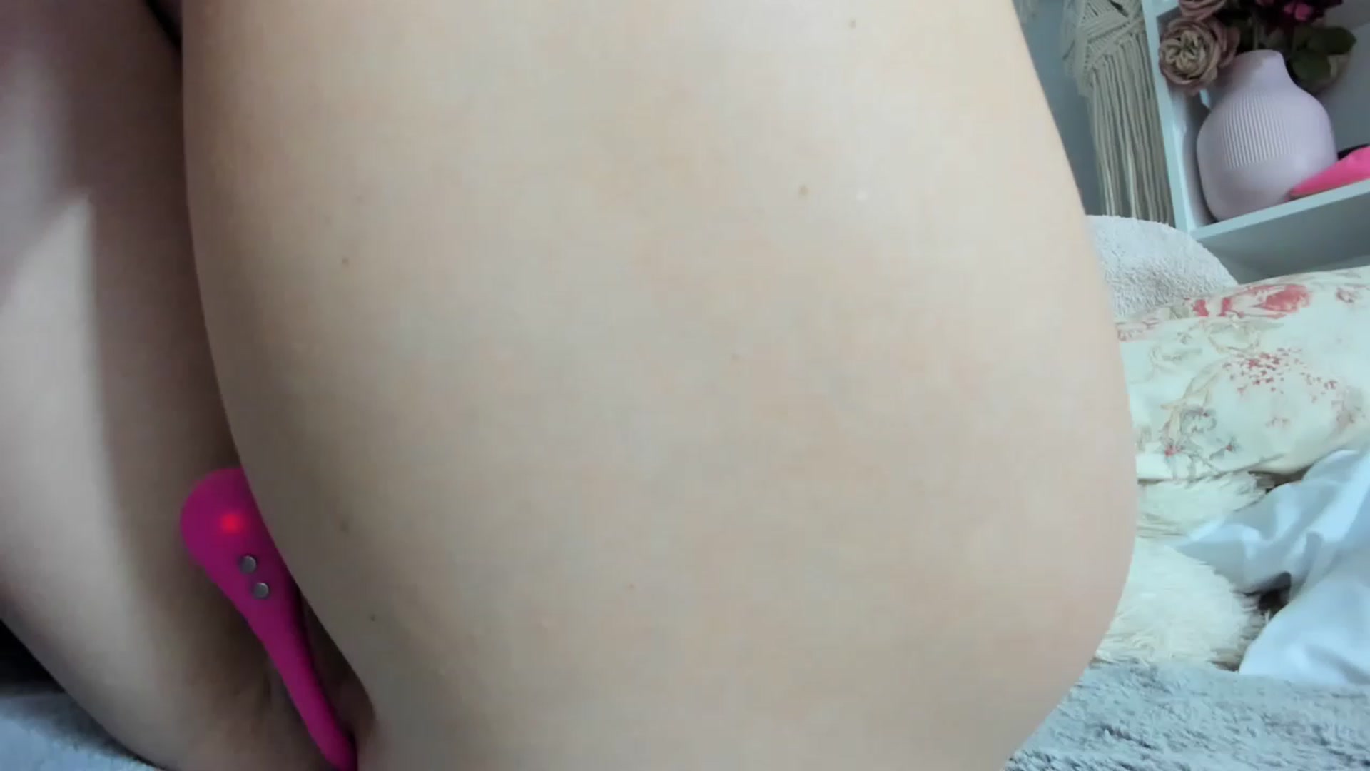 Gallery image thumbnail from Nadyasoft's myfreecams stream on, 02/24/2023, 17:56 image 14 of 20