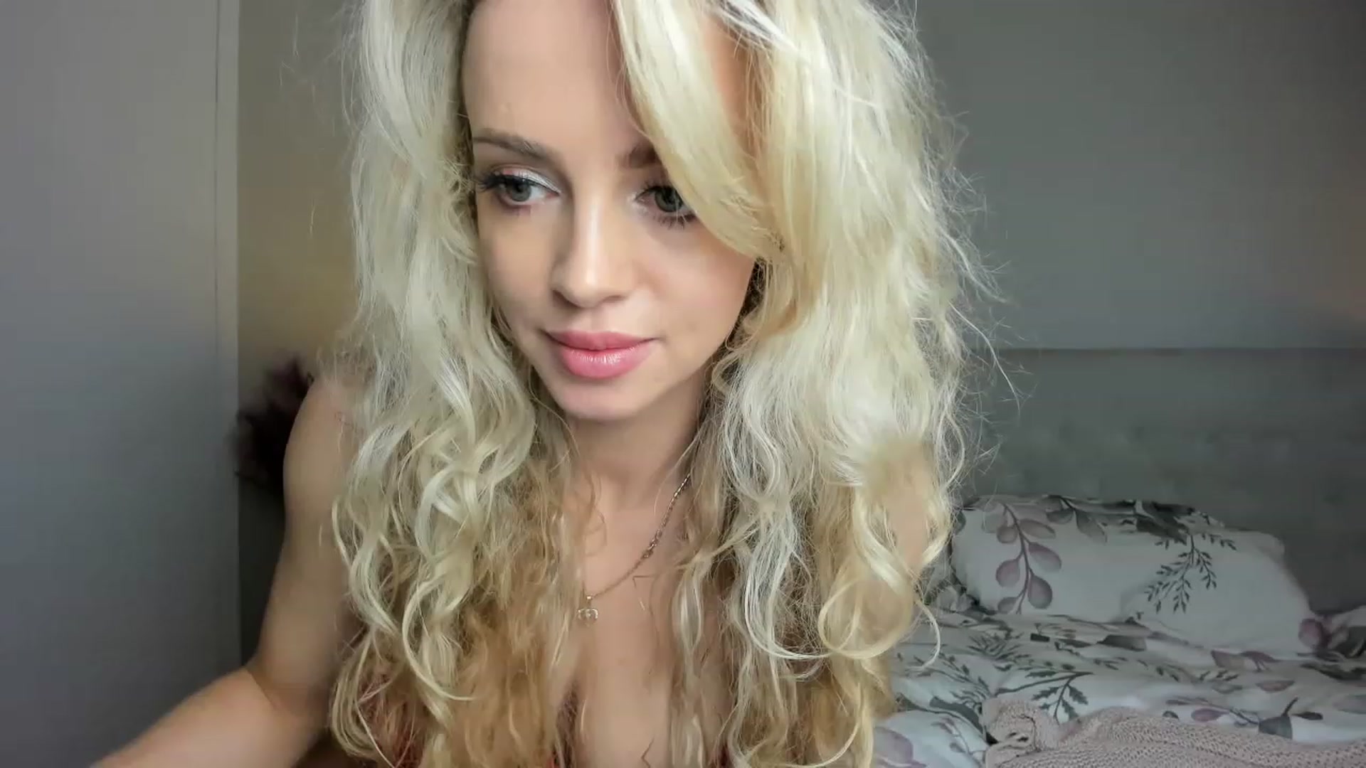 Gallery image thumbnail from Nadyasoft's myfreecams stream on, 03/02/2023, 11:37 image 14 of 20