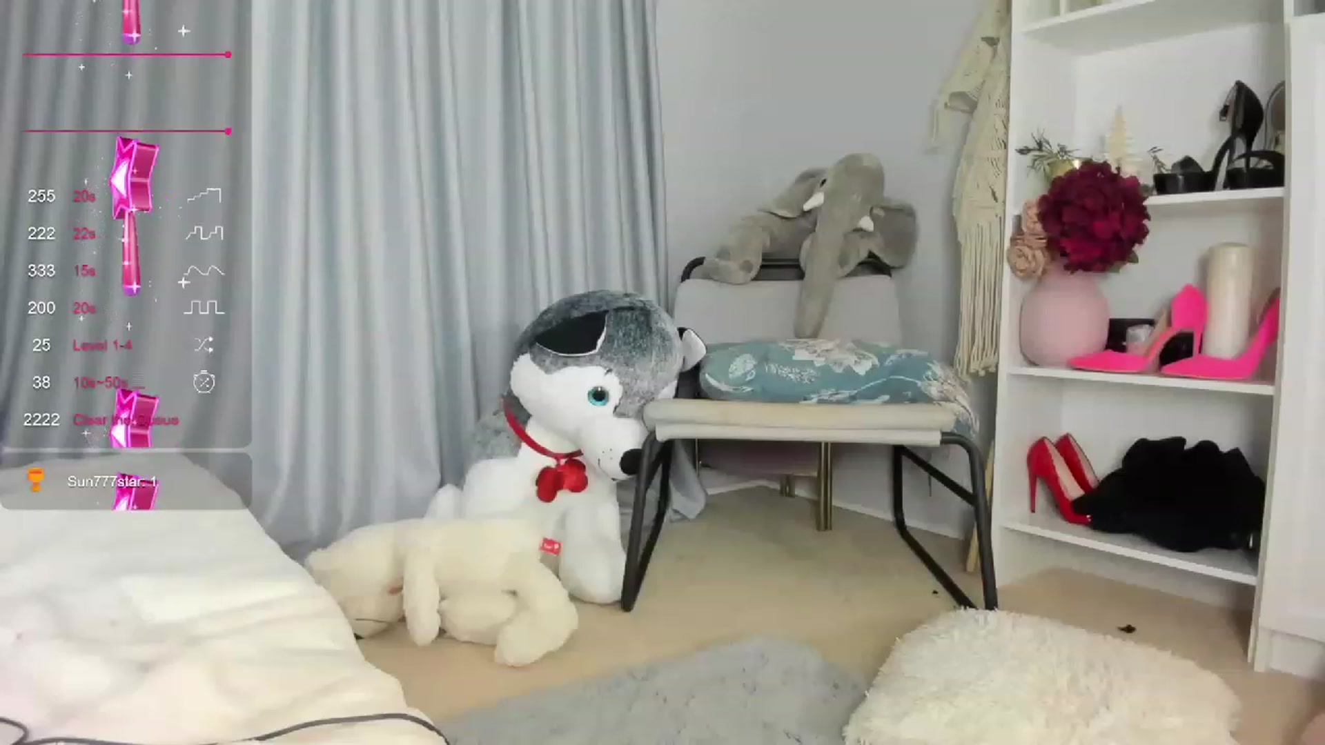 Gallery image thumbnail from Nadyasoft's myfreecams stream on, 03/02/2023, 15:16 image 15 of 20