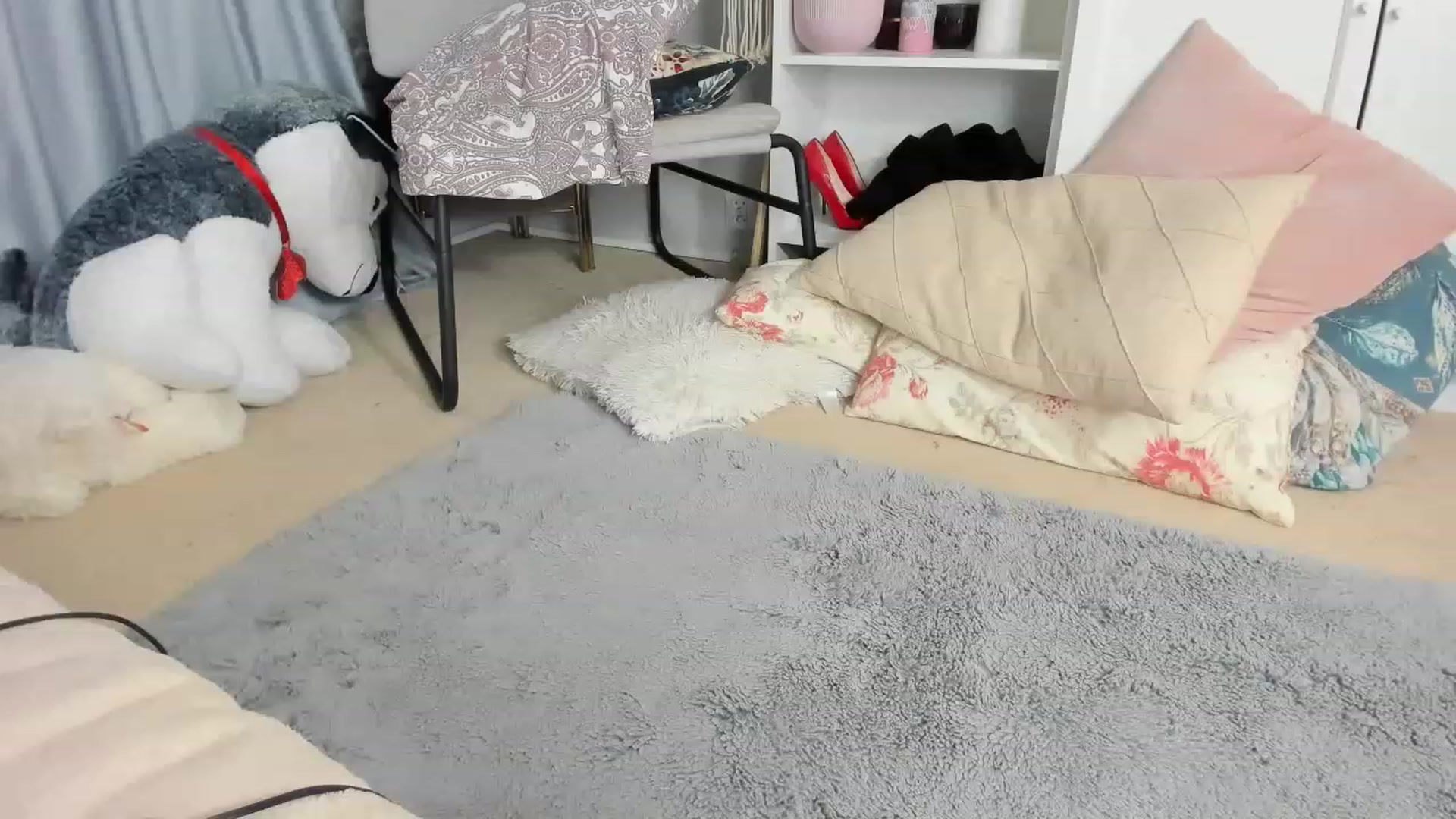 Gallery image thumbnail from Nadyasoft's myfreecams stream on, 03/10/2023, 18:06 image 9 of 20