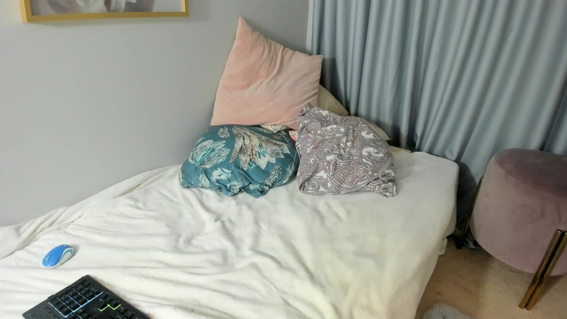 Gallery image thumbnail from Nadyasoft's myfreecams stream on, 04/27/2023, 14:59 image 7 of 20