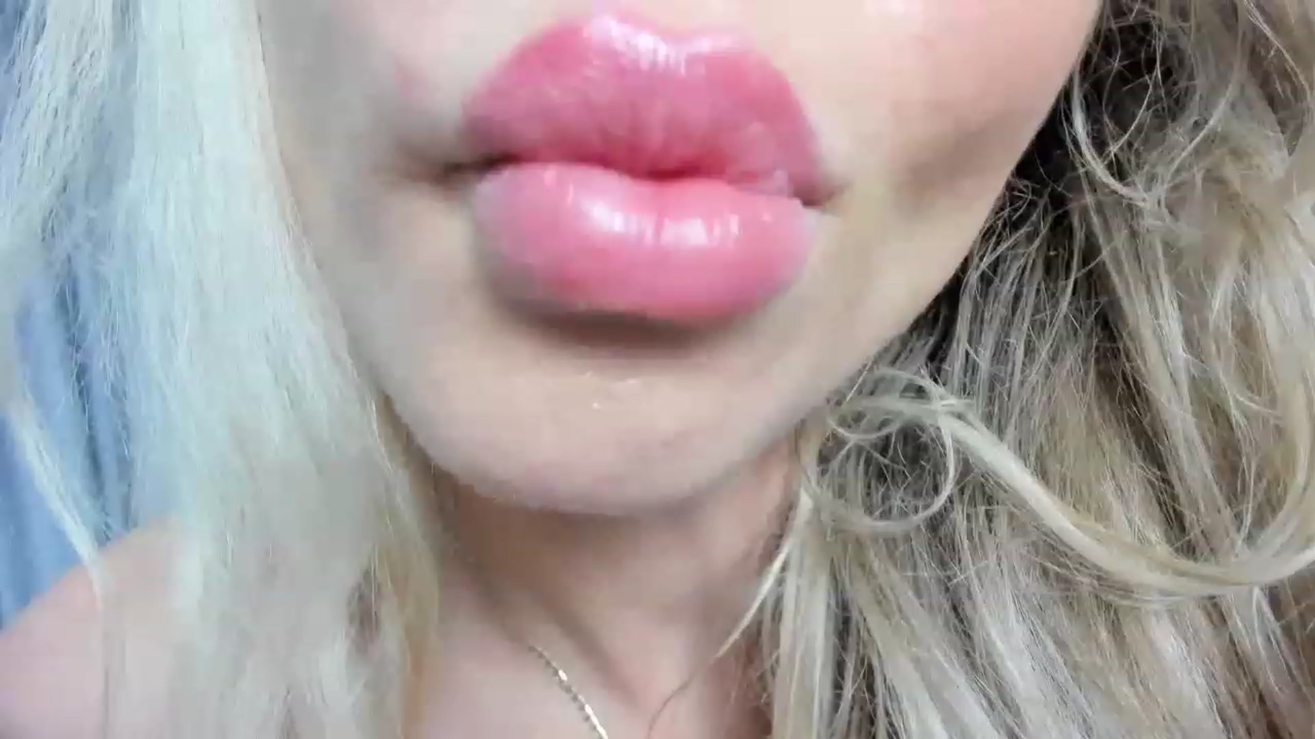 Gallery image thumbnail from Nadyasoft's myfreecams stream on, 06/07/2023, 16:48 image 4 of 20