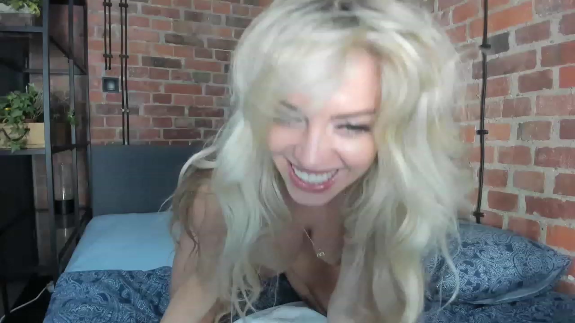 Gallery image thumbnail from Nadyasoft's myfreecams stream on, 06/20/2023, 14:54 image 1 of 20