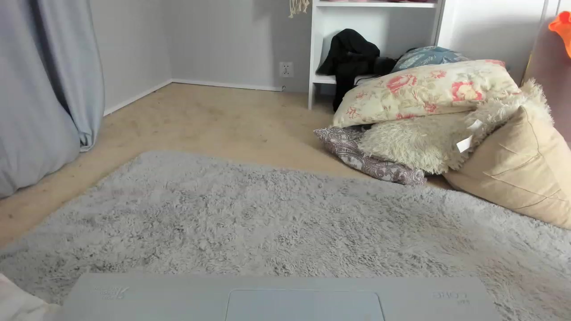 Gallery image thumbnail from Nadyasoft's myfreecams stream on, 06/21/2023, 15:47 image 20 of 20
