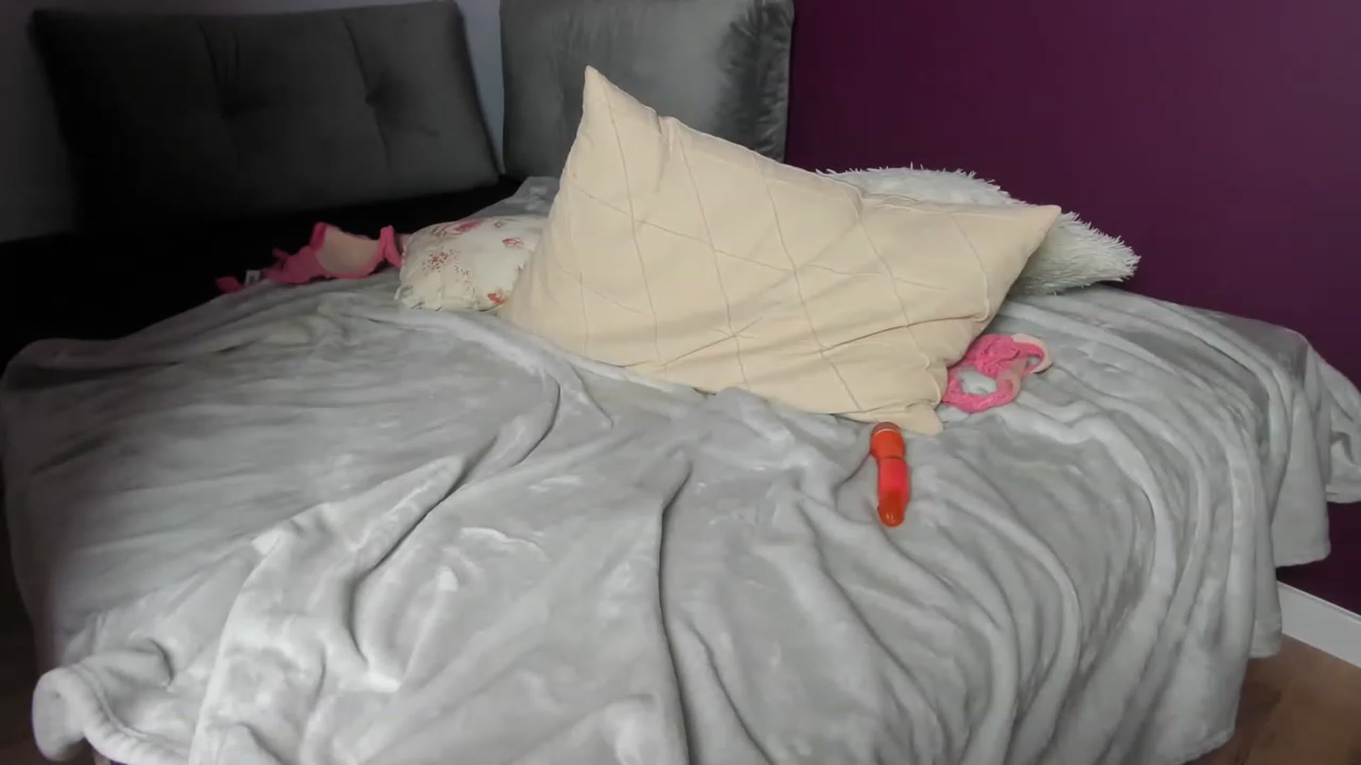 Gallery image thumbnail from Nadyasoft's myfreecams stream on, 07/05/2023, 13:08 image 13 of 20