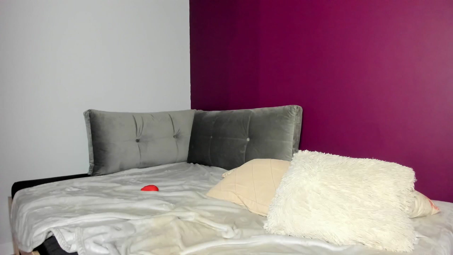 Gallery image thumbnail from Nadyasoft's myfreecams stream on, 07/06/2023, 17:50 image 8 of 20