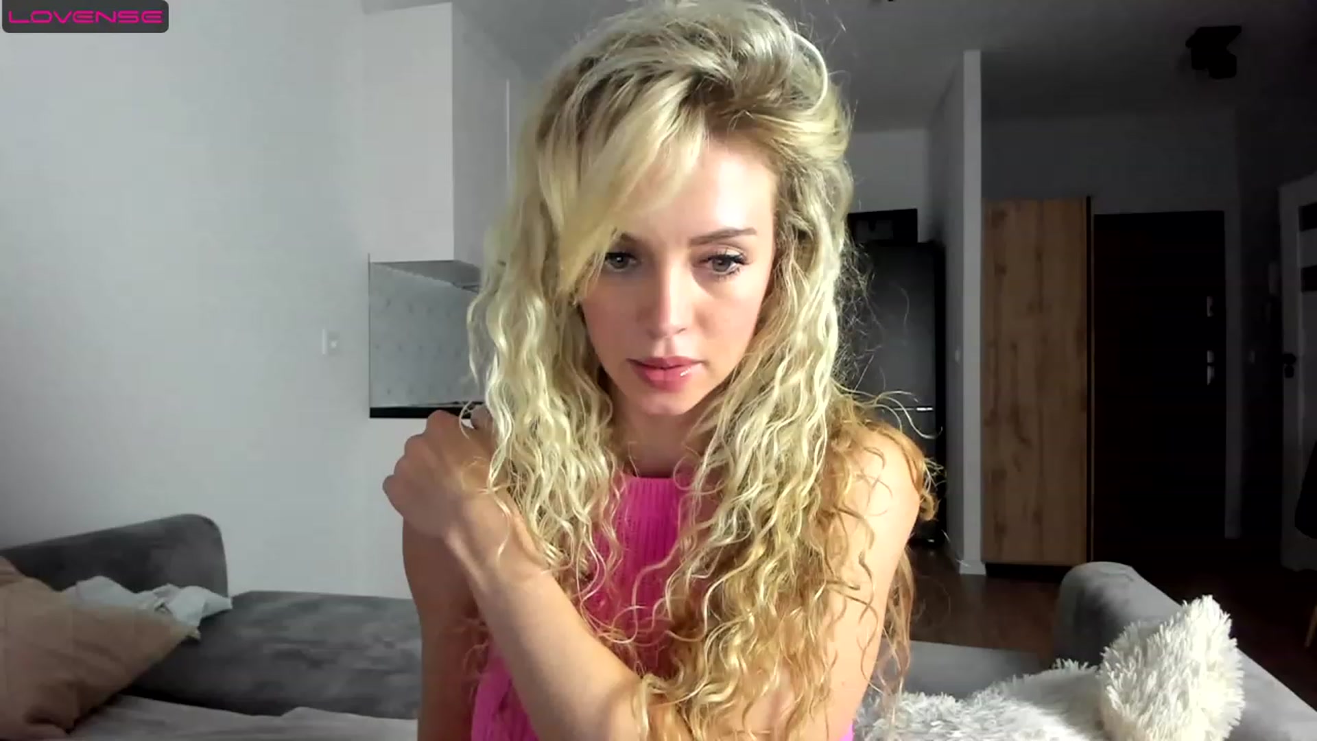 Gallery image thumbnail from Nadyasoft's myfreecams stream on, 07/21/2023, 15:31 image 1 of 20