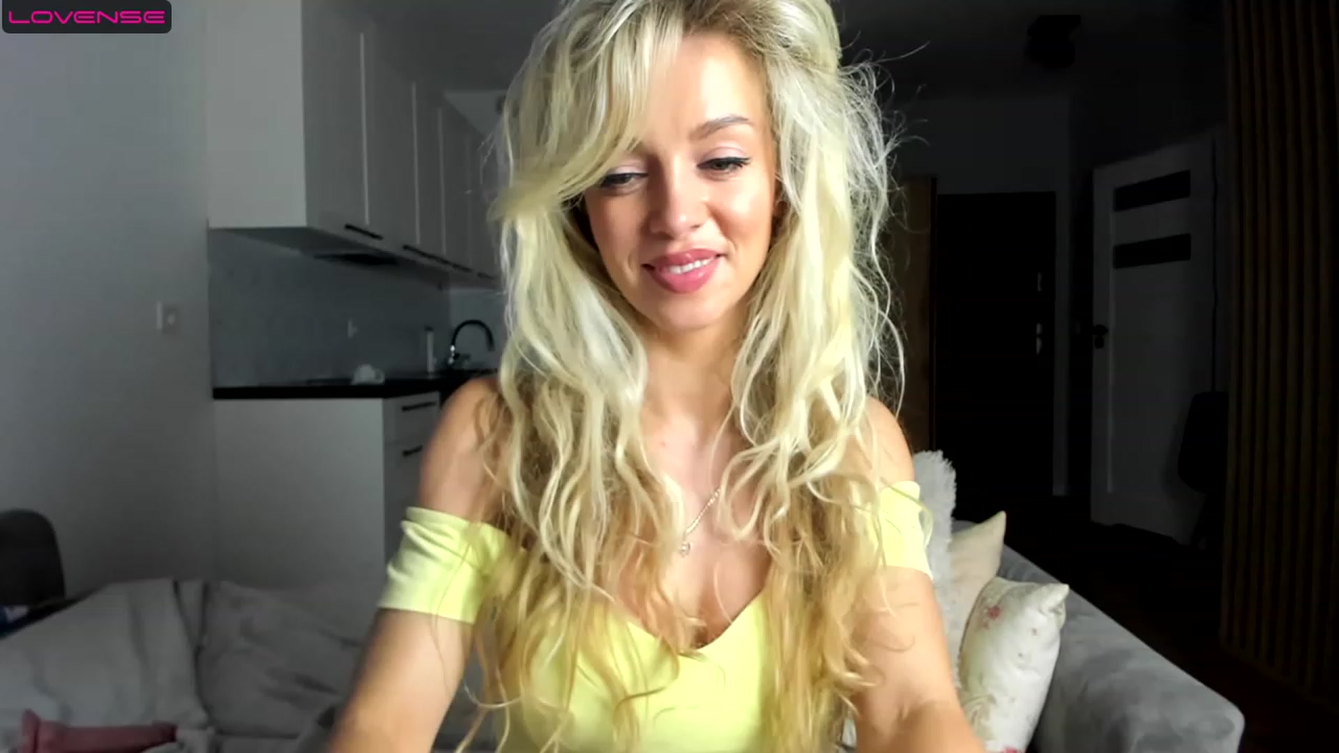 Gallery image thumbnail from Nadyasoft's myfreecams stream on, 07/27/2023, 13:07 image 10 of 20