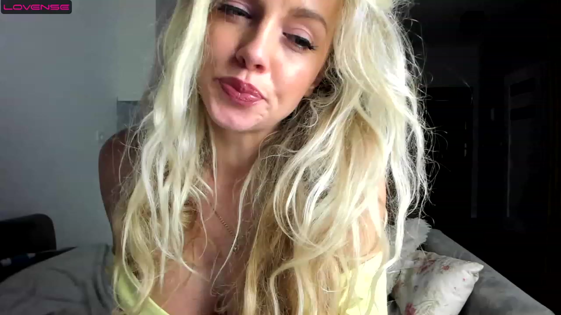 Gallery image thumbnail from Nadyasoft's myfreecams stream on, 07/27/2023, 15:29 image 2 of 20