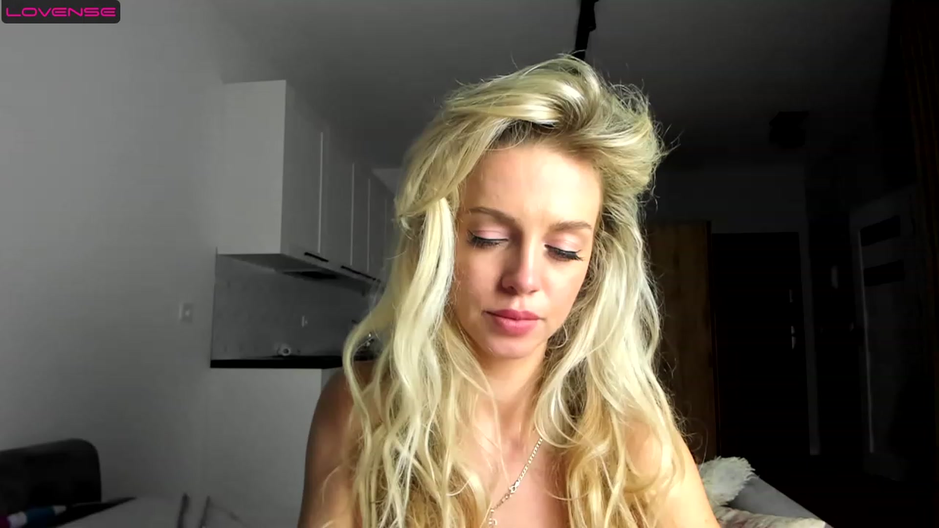 Gallery image thumbnail from Nadyasoft's myfreecams stream on, 07/27/2023, 16:06 image 15 of 20