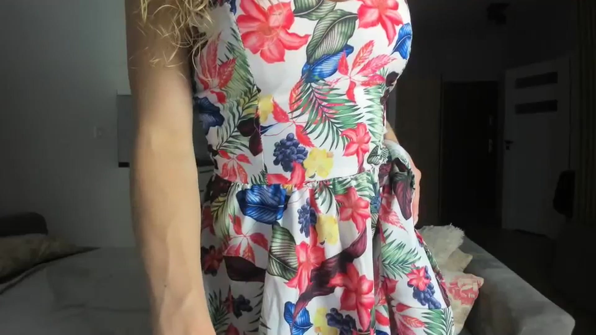 Gallery image thumbnail from Nadyasoft's myfreecams stream on, 08/16/2023, 16:37 image 6 of 20