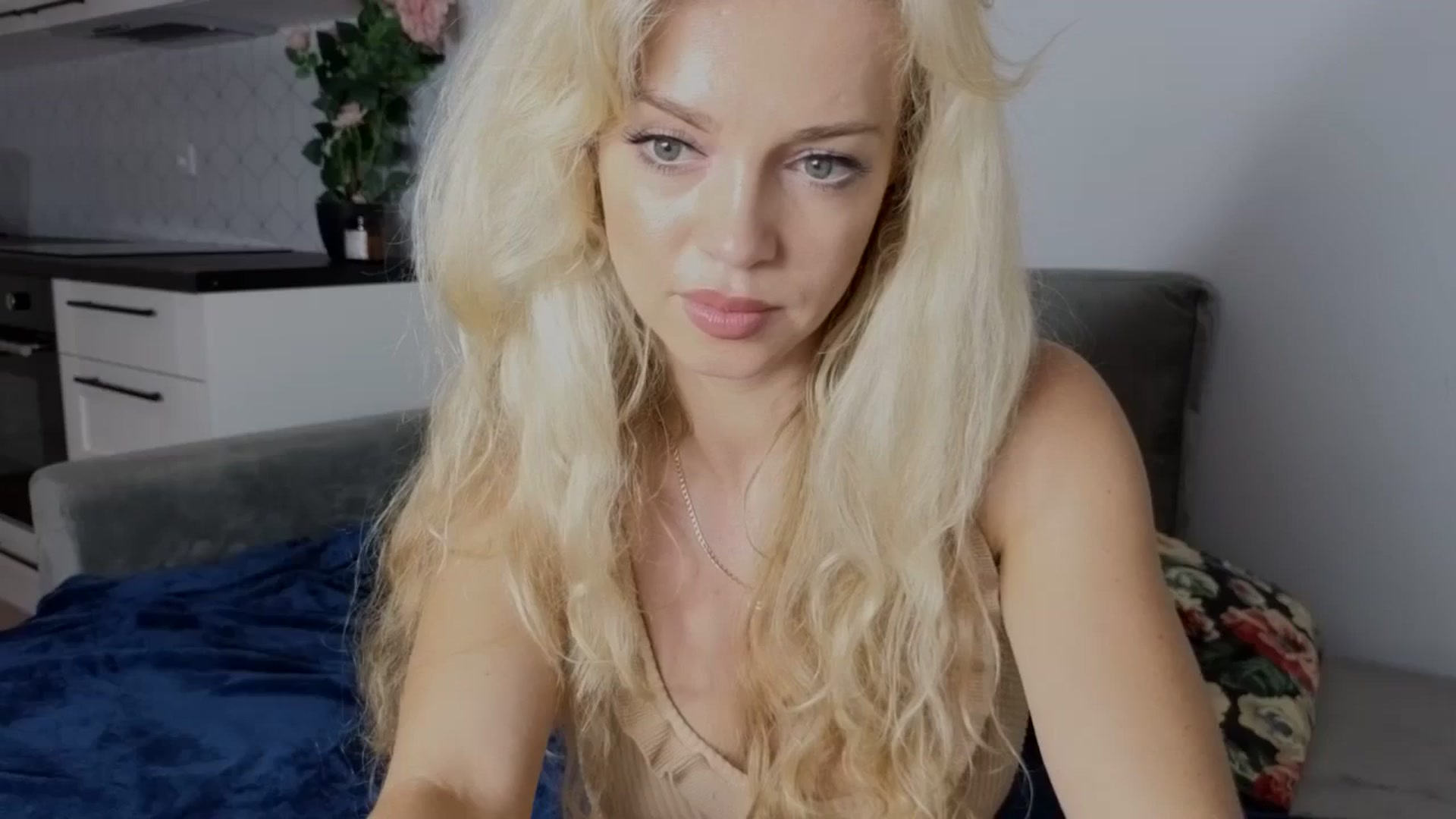 Gallery image thumbnail from Nadyasoft's myfreecams stream on, 09/11/2023, 09:59 image 10 of 20