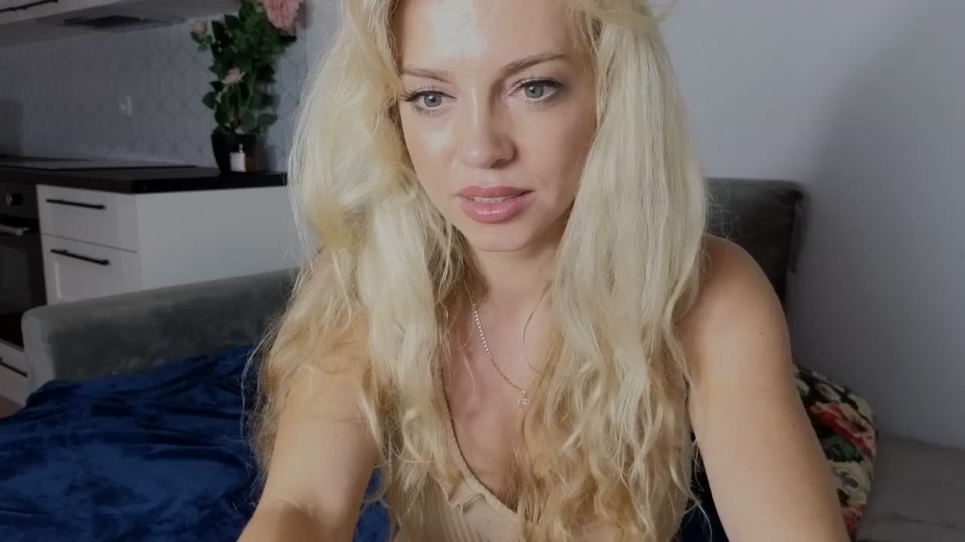 Gallery image thumbnail from Nadyasoft's myfreecams stream on, 09/11/2023, 09:59 image 9 of 20