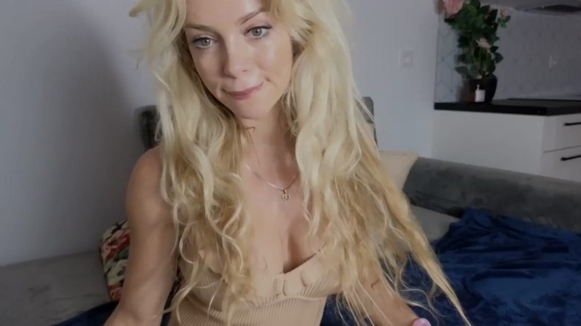 Gallery image thumbnail from Nadyasoft's myfreecams stream on, 09/11/2023, 11:02 image 1 of 20