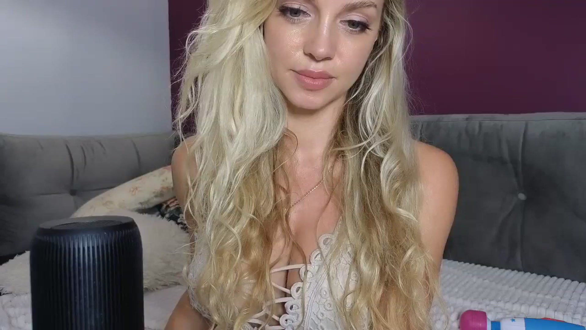 Gallery image thumbnail from Nadyasoft's myfreecams stream on, 09/12/2023, 13:57 image 18 of 20