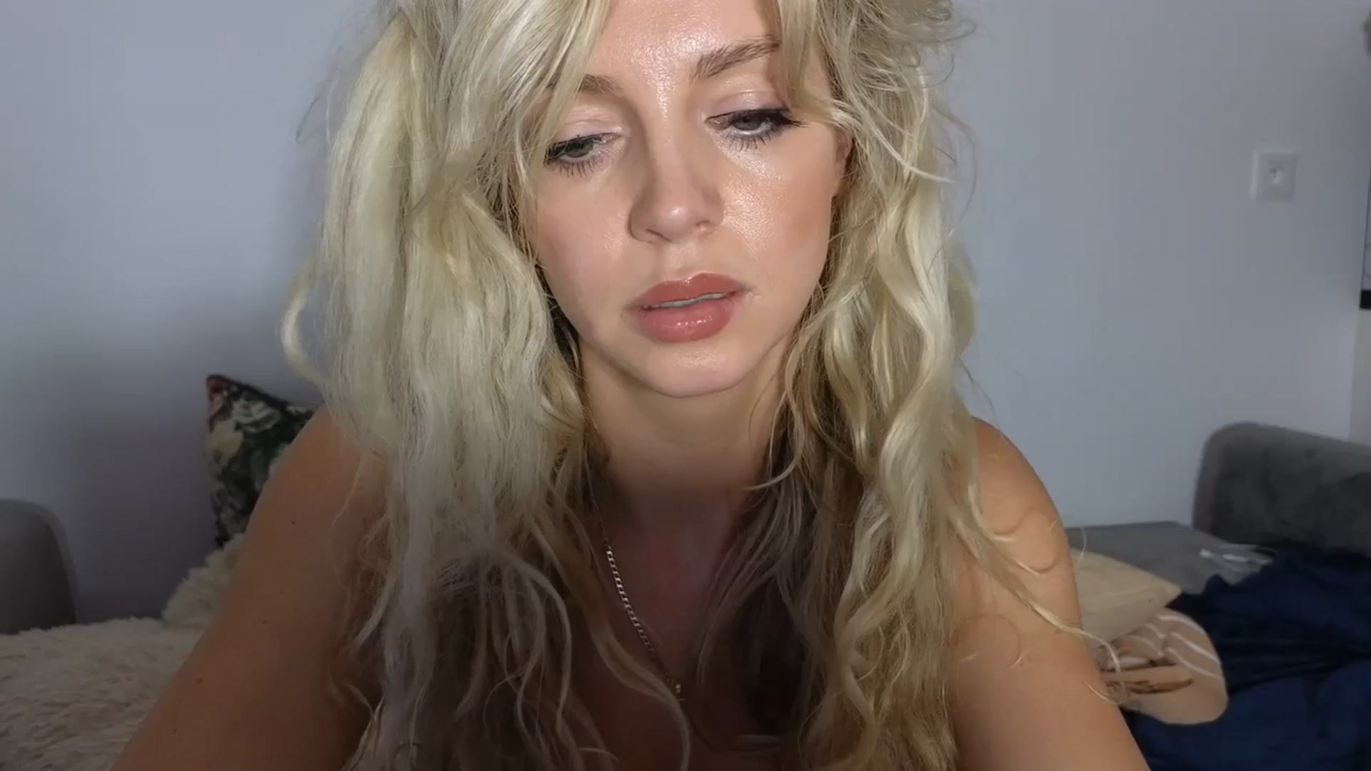 Gallery image thumbnail from Nadyasoft's myfreecams stream on, 09/13/2023, 11:32 image 2 of 20